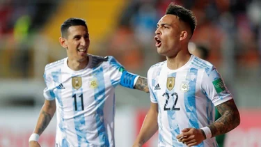 Argentina venció 2 a 1 a Chile y lo complicó en las Eliminatorias