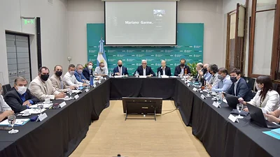 Plan ganadero, leche y depredación del mar: los ejes de la reunión de Julián Domínguez con su Gabinete Plan ganadero, leche y depredación del mar: los ejes de la reunión de Julián Domínguez con su Gabinete