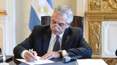 Alberto ratificó su compromiso con el "derecho a la identidad"