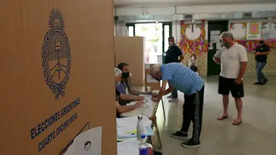Elecciones 2023: nueva encuesta muestra paridad entre el Frente de Todos y Juntos por el Cambio Elecciones 2023: nueva encuesta muestra paridad entre el Frente de Todos y Juntos por el Cambio