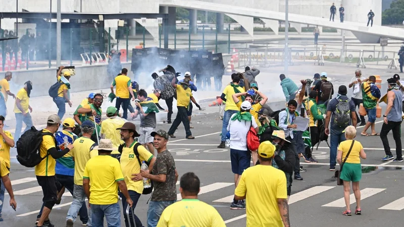 Líderes políticos de todo el mundo condenaron las invasiones en Brasil