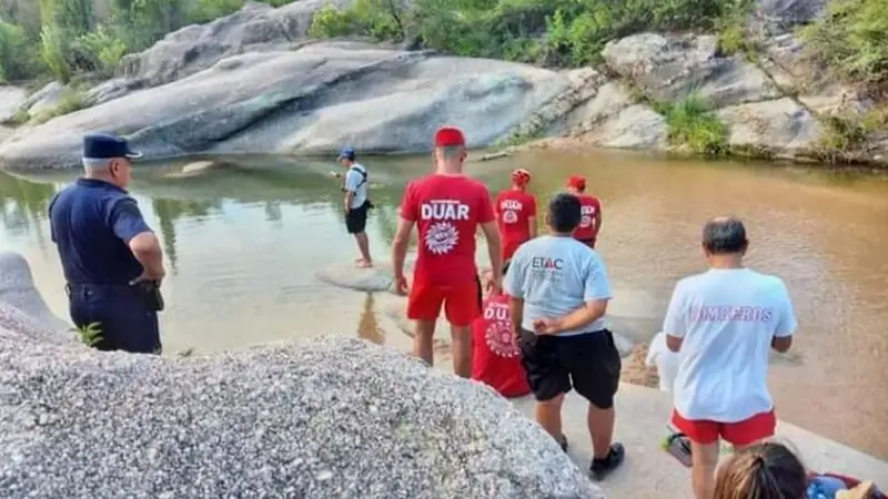 Murió ahogado un turista de 43 años en un río de Traslasierra
