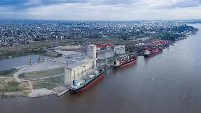 Puerto de Rosario: tras la acción de Trabajo, se reincorporan 20 trabajadores Puerto de Rosario: tras la acción de Trabajo, se reincorporan 20 trabajadores