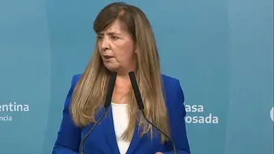La reacción irónica del Gobierno a las críticas de Macri en el anuncio: "Buen domingo" La reacción irónica del Gobierno a las críticas de Macri en el anuncio: "Buen domingo"