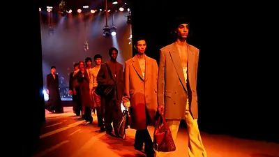 Gucci presenta colección mientras el mundo de la moda espera a su nuevo diseñador Gucci presenta colección mientras el mundo de la moda espera a su nuevo diseñador