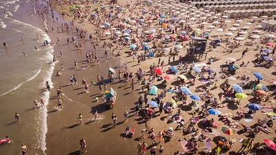 Verano 2023: gran movimiento turístico en destinos de todo el país Verano 2023: gran movimiento turístico en destinos de todo el país