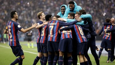 Barcelona vence 3-1 al Real Madrid y gana la Supercopa de España