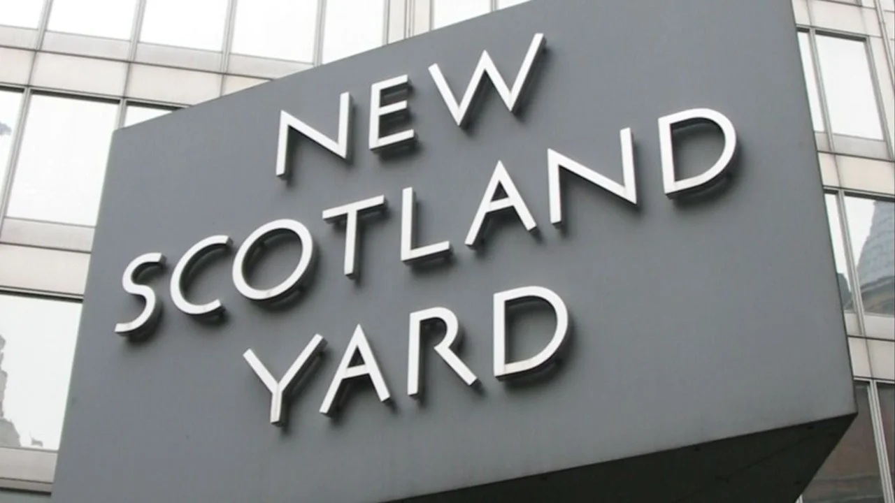 Un solo policía británico confesó 49 delitos sexuales contra 12 mujeres