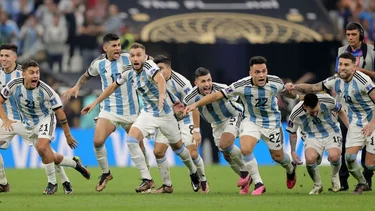 Un campeón del mundo se tatuó el himno con un insólito error ortográfico