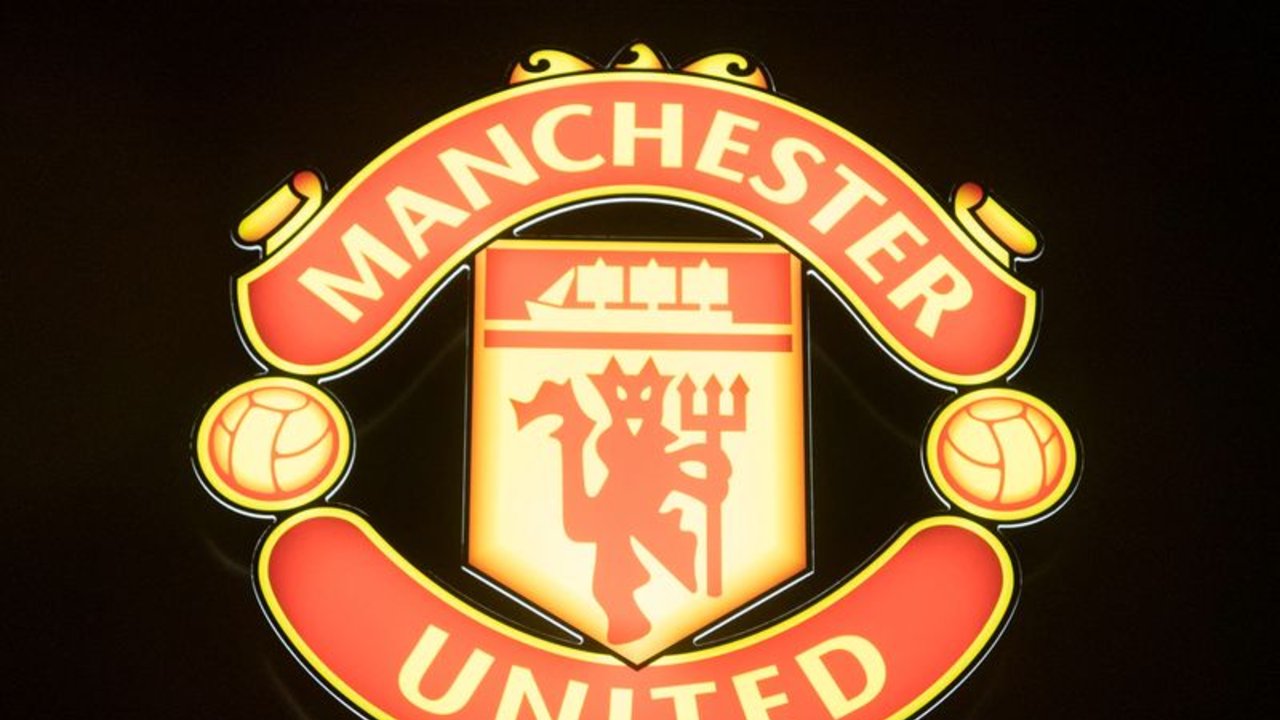 INEOS entra en la puja para comprar el Manchester United