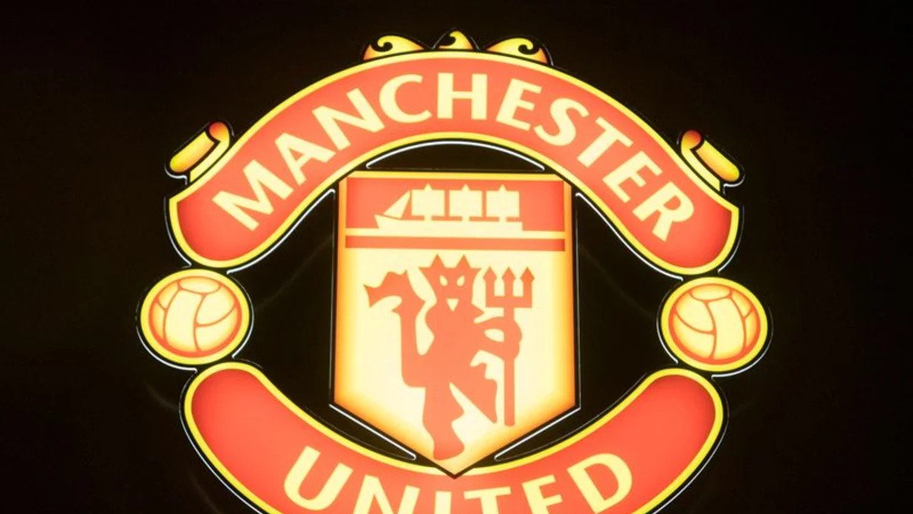 INEOS entra en la puja para comprar el Manchester United