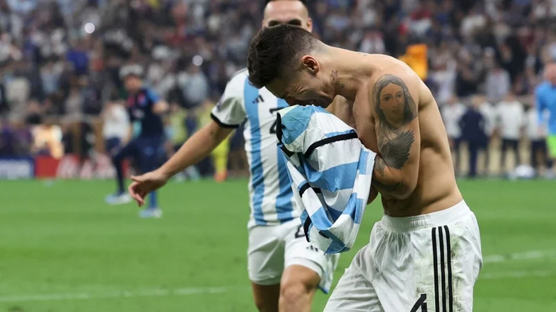 Se viralizó el relato en francés del gol de Montiel en la final del Mundial: "Lágrimas azules"