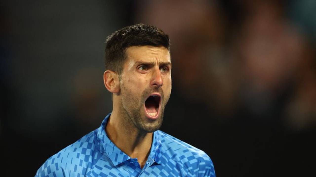 Djokovic supera el desafío de Couacaud y sigue en busca de su 22º Grand Slam