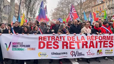 Dos millones de personas contra la reforma jubilatoria de Macron Dos millones de personas contra la reforma jubilatoria de Macron