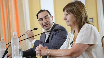 Bullrich defendió a Gustavo Valdés tras la denuncia por Loan: "Una barbaridad" Bullrich defendió a Gustavo Valdés tras la denuncia por Loan: "Una barbaridad"