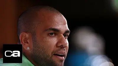 Un juez español ordena prisión provisional para Dani Alves -medios Un juez español ordena prisión provisional para Dani Alves -medios