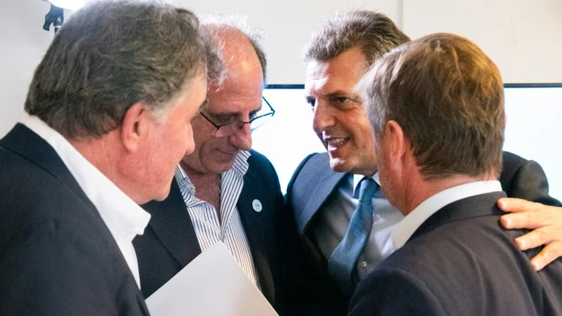 Massa se reúne con la Mesa de Enlace por los problemas de la sequia