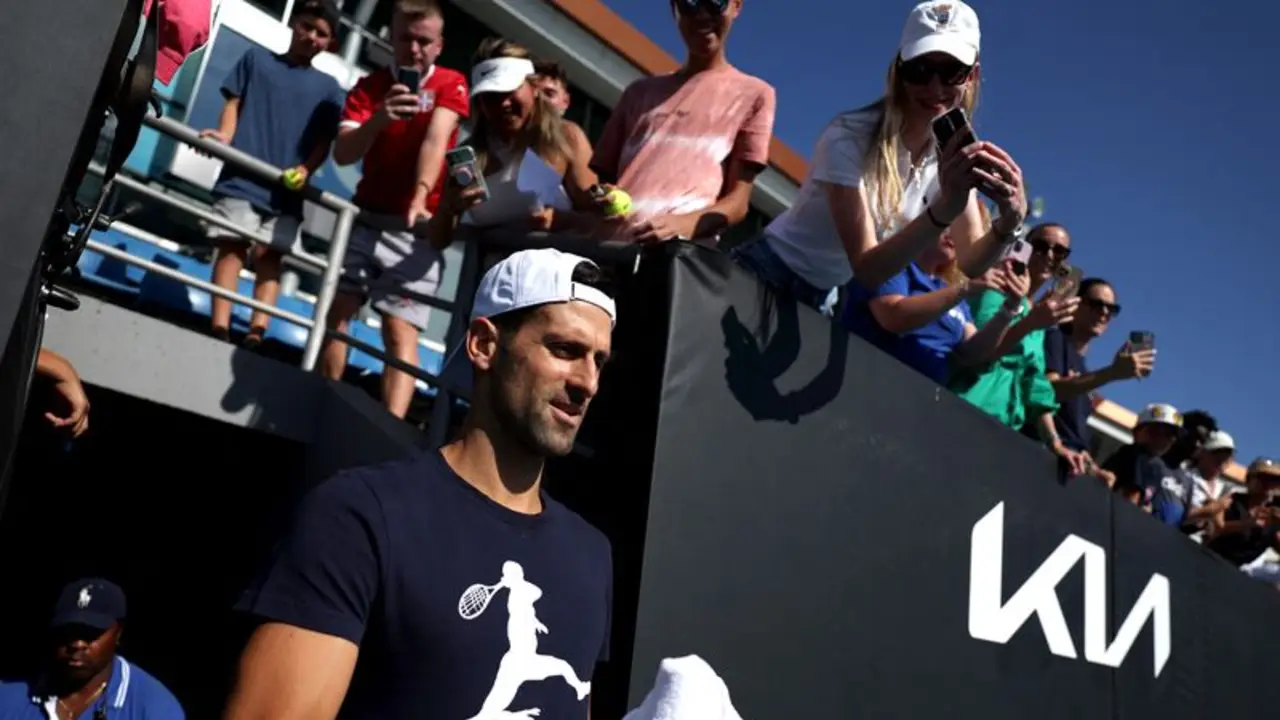Haas: Sería una "vergüenza" si Djokovic no puede entrar en EEUU y competir