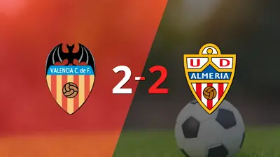 Muchos goles en el empate a 2 entre Valencia y Almería Muchos goles en el empate a 2 entre Valencia y Almería