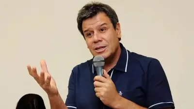 Manes apuntó contra un sector de la UCR: “El radicalismo debe dejar de ser una ONG” Manes apuntó contra un sector de la UCR: “El radicalismo debe dejar de ser una ONG”