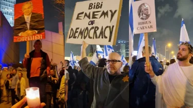 En medio de la tensión, decenas de miles marcharon contra Netanyahu en Israel