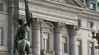 Con pérdida o ganancia, el gobierno de Javier Milei quiere privatizar el Banco Nación Con pérdida o ganancia, el gobierno de Javier Milei quiere privatizar el Banco Nación