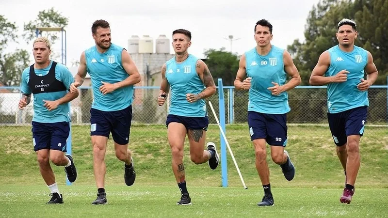 Mercado de pases de Racing 2024: altas, bajas y posibles refuerzos para Gustavos Costas
