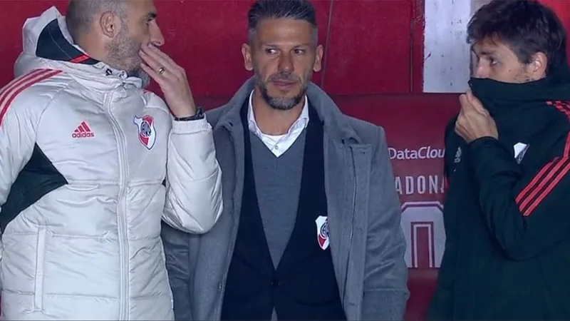 Martín Demichelis River Plate Lucas Alario