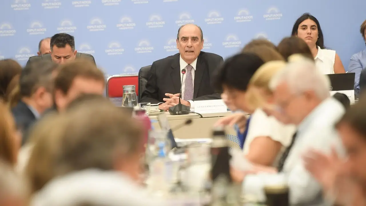 La reforma electoral del Gobierno con problemas en las dos Cámaras