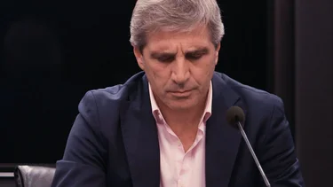 Caputo se reunirá con la titular del FMI tras la fuerte advertencia por el ajuste