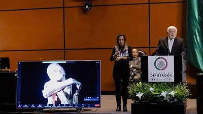 Perú niega que "muñecos humanoides" incautados que iban a ir a México tengan origen extraterrestre Perú niega que "muñecos humanoides" incautados que iban a ir a México tengan origen extraterrestre