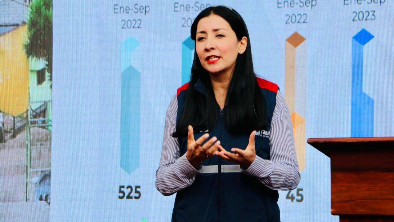 Carolina Andrade: En Ecuador, "el odio político ha llevado a tomar pésimas decisiones que desembocaron en la actual crisis"