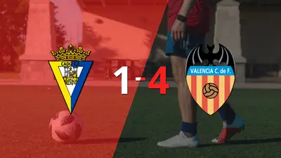De visitante, Valencia goleó a Cádiz con un contundente 4 a 1 De visitante, Valencia goleó a Cádiz con un contundente 4 a 1