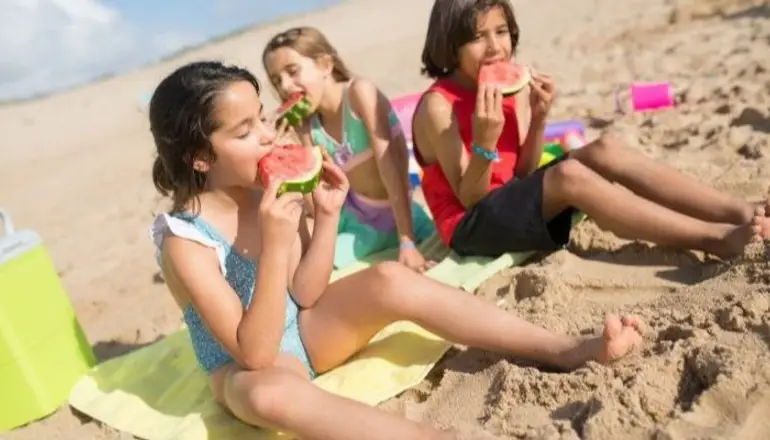 Hidratarse para un verano saludable