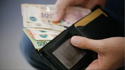 Los salarios perdieron contra la inflación en marzo: cómo les fue a los estatales, los privados y los informales Los salarios perdieron contra la inflación en marzo: cómo les fue a los estatales, los privados y los informales
