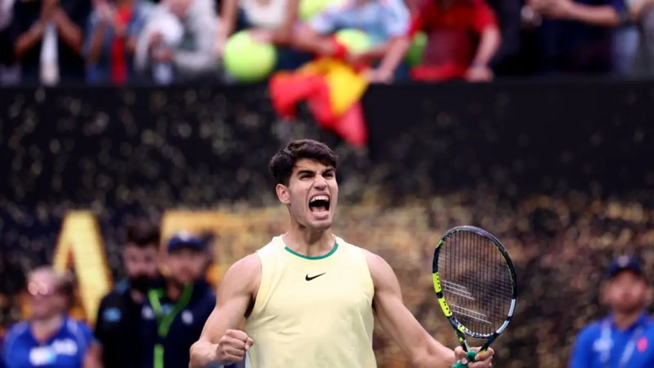 Alcaraz esquiva la amenaza de Sonego y alcanza la tercera ronda del Open de Australia
