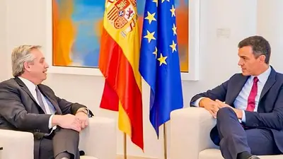 Alberto Fernández se reunió con Pedro Sánchez y criticó a Milei tras su discurso en Davos: "Urgente y necesaria" Alberto Fernández se reunió con Pedro Sánchez y criticó a Milei tras su discurso en Davos: "Urgente y necesaria"