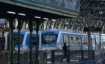 Demoras y complicaciones en el Tren Roca por accidente en Lomas de Zamora | Tren roca