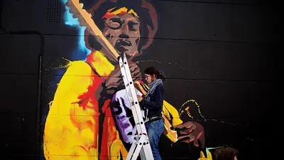 Herederos de los músicos de Jimi Hendrix pueden demandar a Sony por derechos: tribunal Herederos de los músicos de Jimi Hendrix pueden demandar a Sony por derechos: tribunal