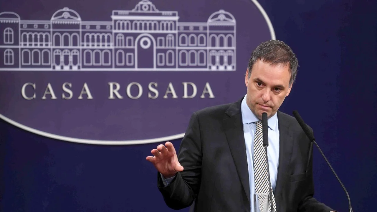 A horas del #8M, el Gobierno confirma que descontará el día a las trabajadoras del Estado que paren