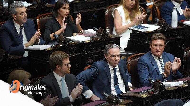 Negociaciones frenéticas: "dialoguistas" tejen un acuerdo por privatizaciones y para reflotar el impuesto PAIS