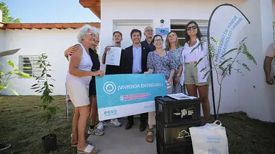 Kicillof: “Llegó Milei y pinchó la economía de la provincia de Buenos Aires” Kicillof: “Llegó Milei y pinchó la economía de la provincia de Buenos Aires”