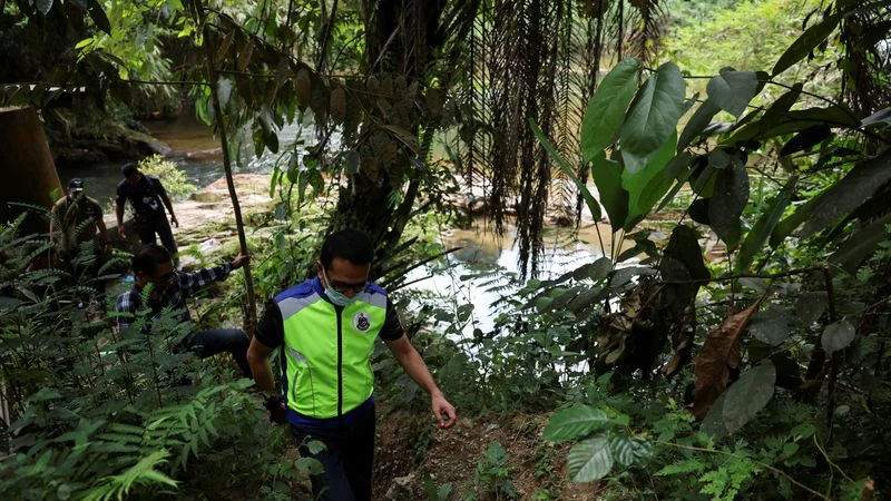 Malasia duplica patrullas en busca de embarcaciones de migrantes de Myanmar tras detener a casi 200