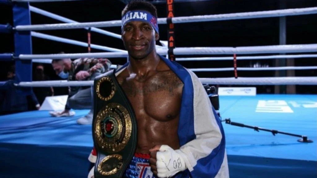 William Scull Saúl "Canelo" Álvarez Boxeo