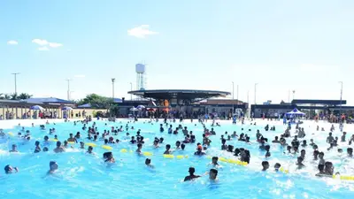 Furor por la reapertura del Parque Acuático 17 de Octubre: piletas, toboganes y espacios de relajación para todas las edades Furor por la reapertura del Parque Acuático 17 de Octubre: piletas, toboganes y espacios de relajación para todas las edades