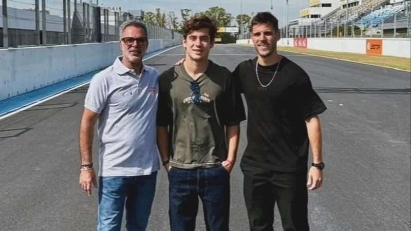 Colapinto sorprendió a todos y visitó un autódromo histórico del TC