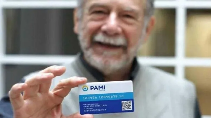 Jubilado con credencial de PAMI.