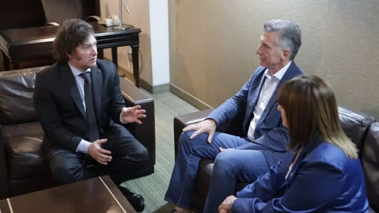 Una lista de la AFIP metió más ruido en la interna entre Milei y Macri