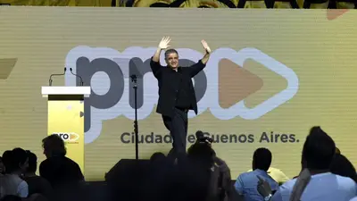 Tras la lucha y el rechazo docente, Jorge Macri modificó el reglamento que habilitaba la censura en las escuelas Tras la lucha y el rechazo docente, Jorge Macri modificó el reglamento que habilitaba la censura en las escuelas