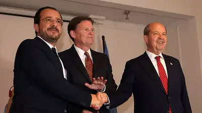 Los líderes de Chipre se reunirán el 20 de enero para hablar de nuevos pasos fronterizos Los líderes de Chipre se reunirán el 20 de enero para hablar de nuevos pasos fronterizos
